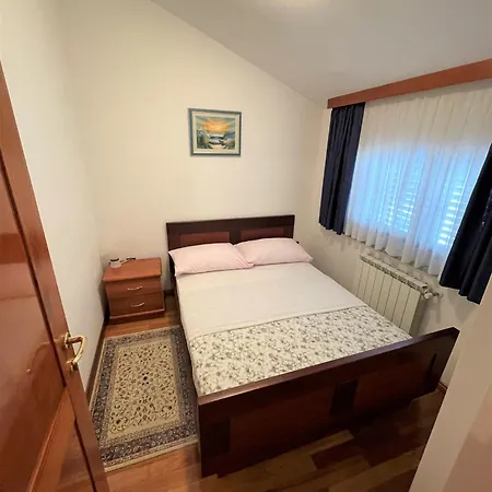 Apartments Villa Mirjam Porec Exterior photo