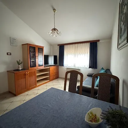 Apartments Villa Mirjam Porec Exterior photo