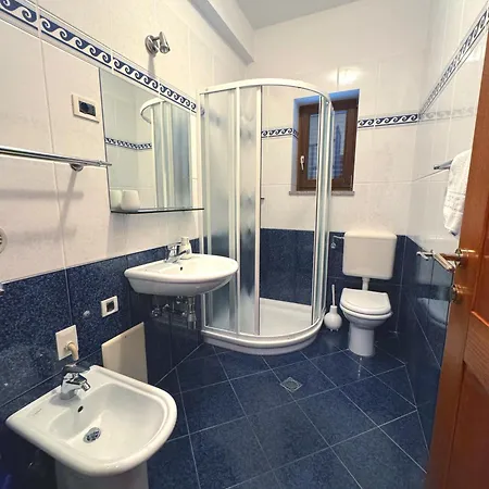 Apartments Villa Mirjam Porec Exterior photo